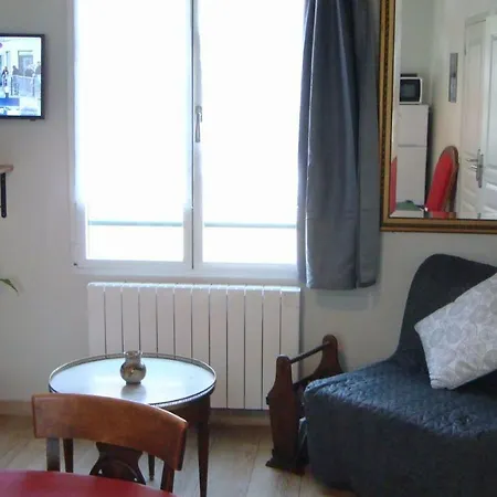 Le Henri 2 Pers Apartament Montreuil-le-Henri